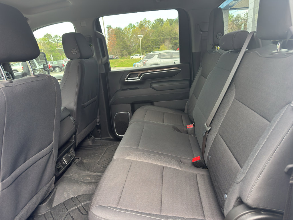Used 2024 Chevrolet Silverado 3500 LT w/ Safety Package AWD/4WD image 21