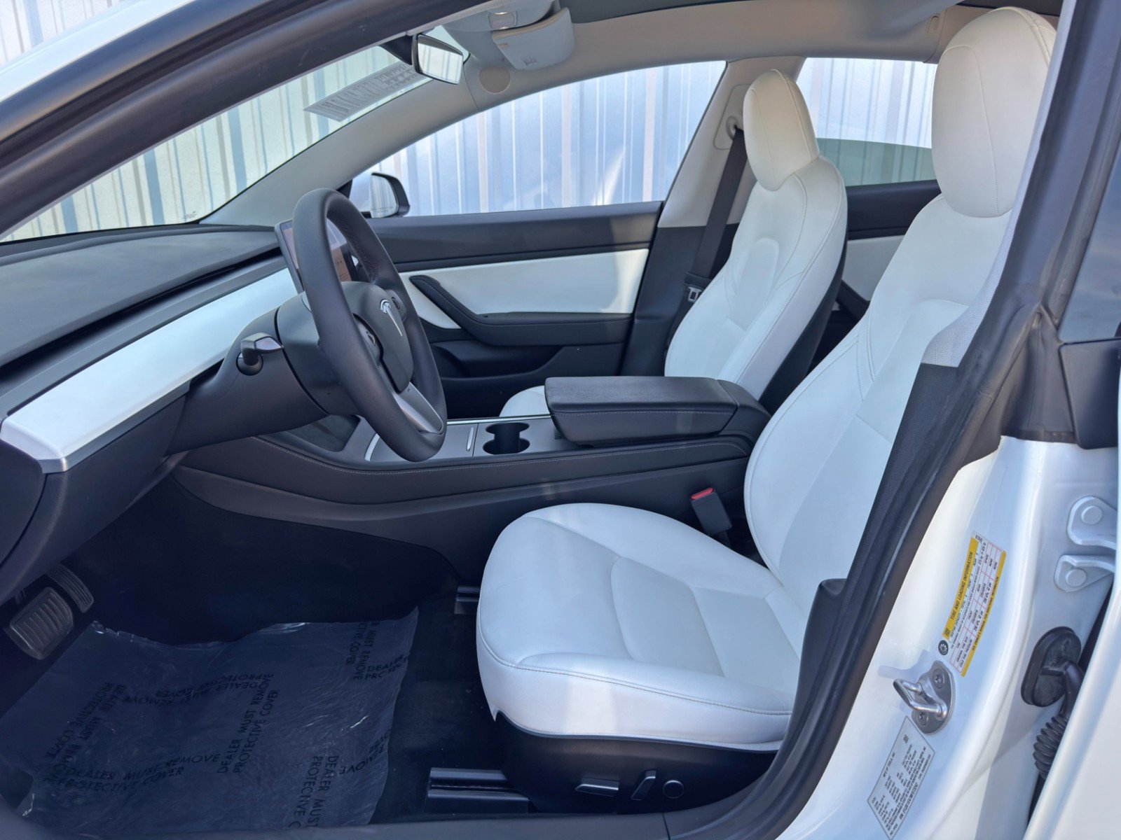 Used 2021 Tesla Model 3 Standard Range Plus image 16