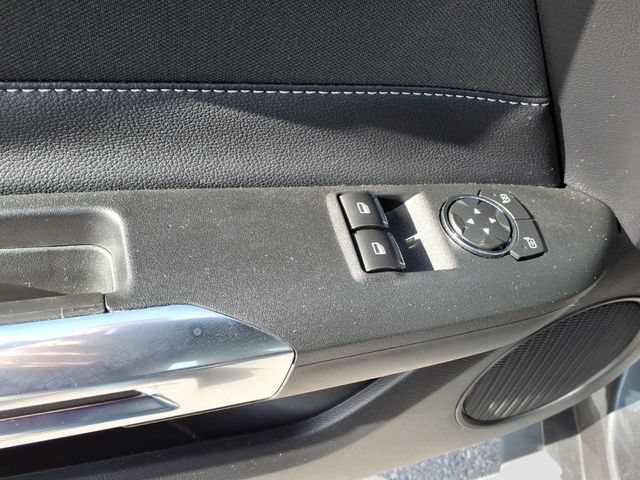 Used 2023 Ford Mustang Coupe RWD image 9