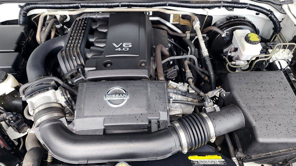 Used 2019 Nissan Frontier SV image 13