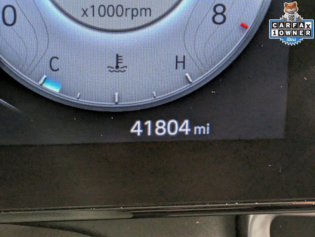 Used 2023 Hyundai Elantra SEL w/ Convenience Package image 17