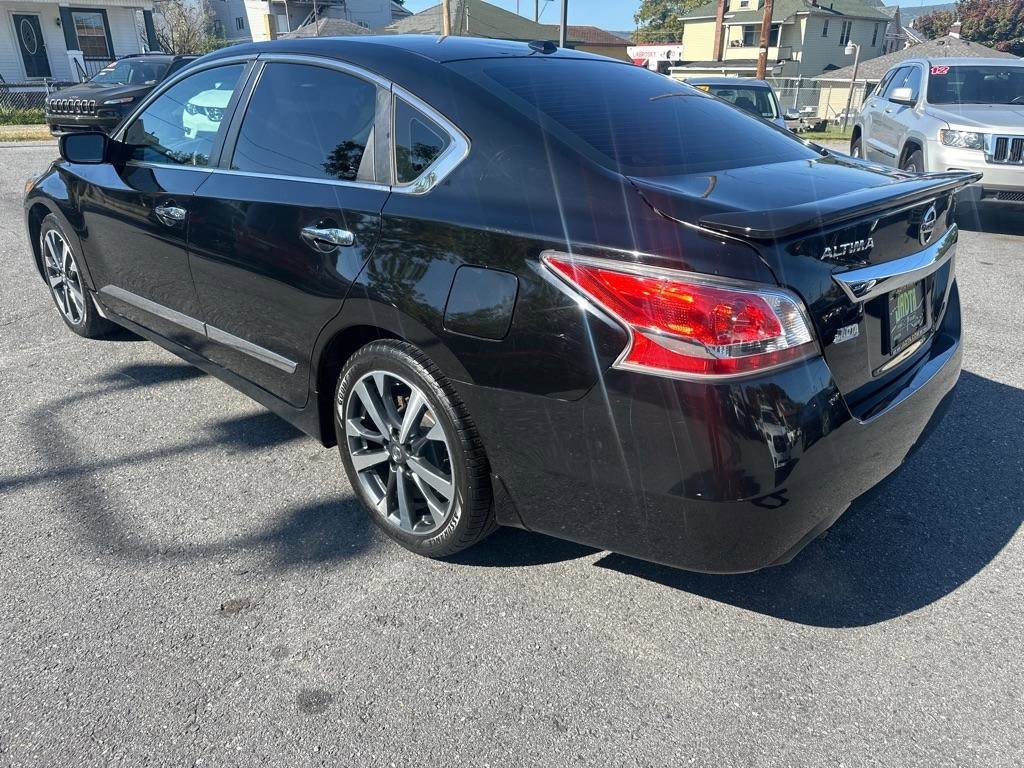 Used 2015 Nissan Altima 2.5 S w/ Power Driver Seat Package image 4