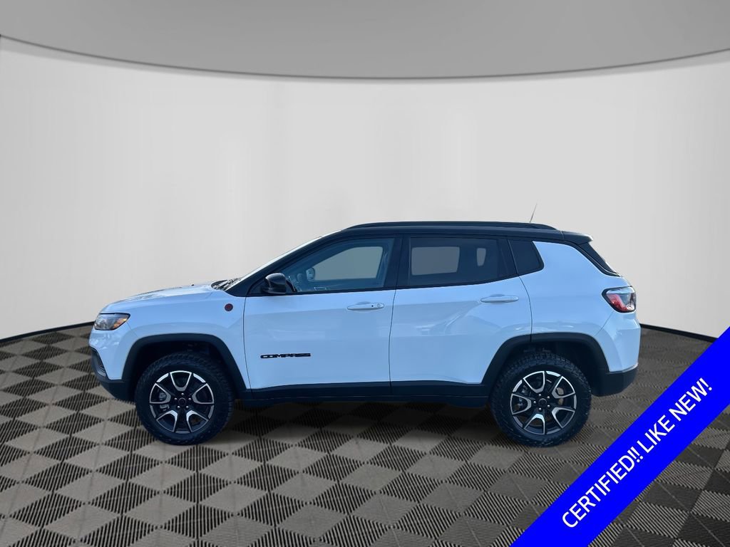 Used 2026 Jeep Compass Trailhawk w/ Sun, Sound & Navigation Group image 7