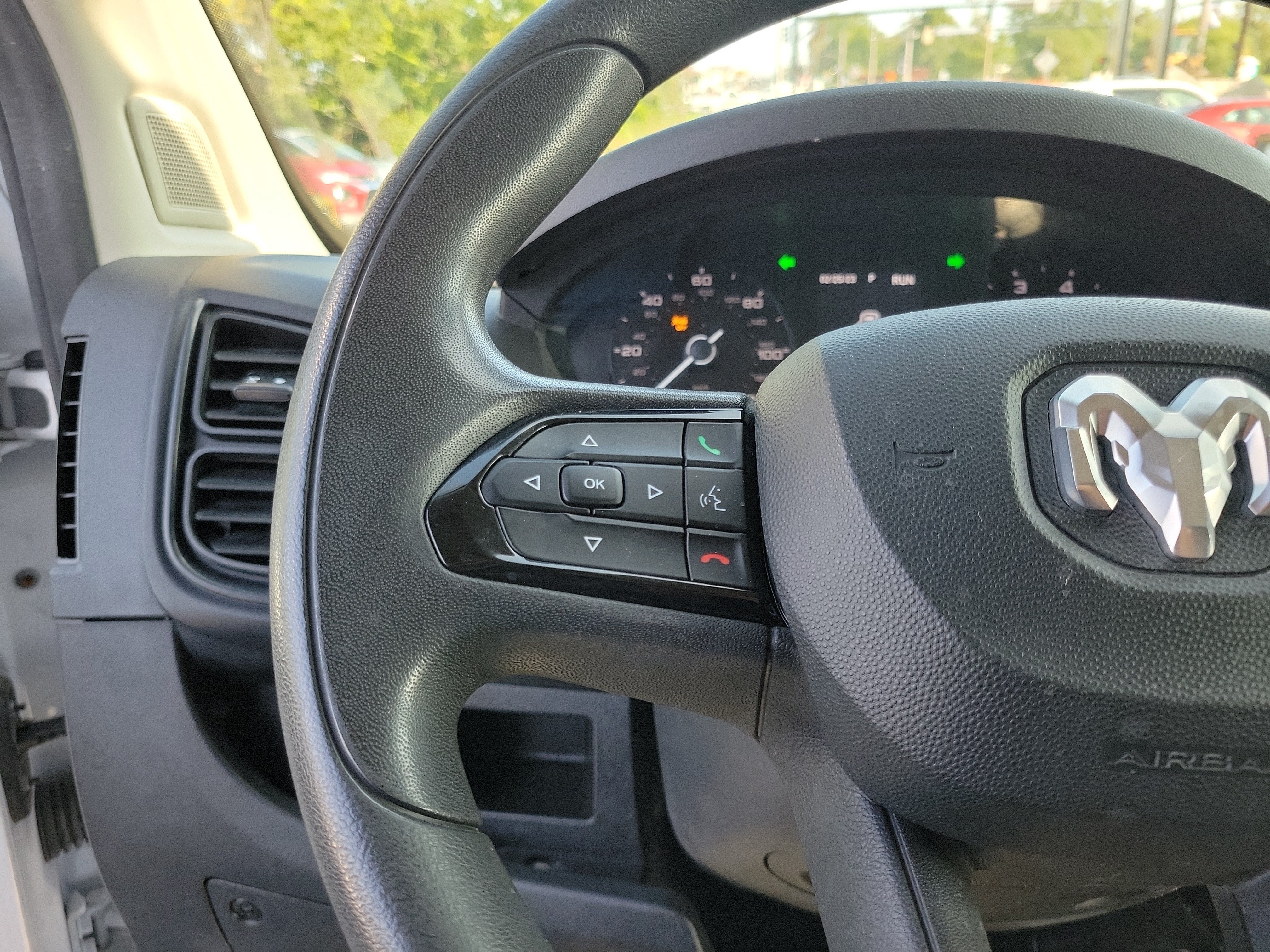 Used 2023 RAM ProMaster 2500 FWD image 23