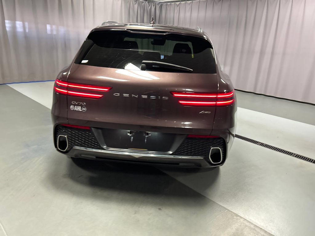 Used 2022 Genesis GV70 2.5T AWD/4WD image 6