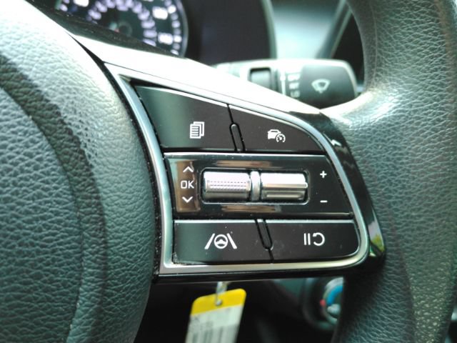 Used 2023 Kia Forte LXS FWD image 33