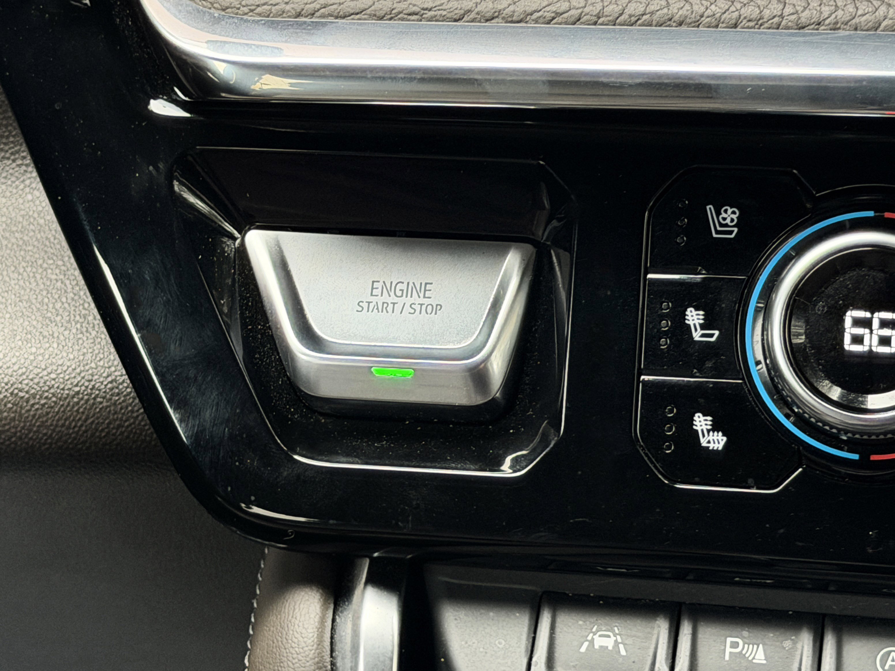 Used 2024 GMC Sierra 1500 Denali w/ Technology Package image 36