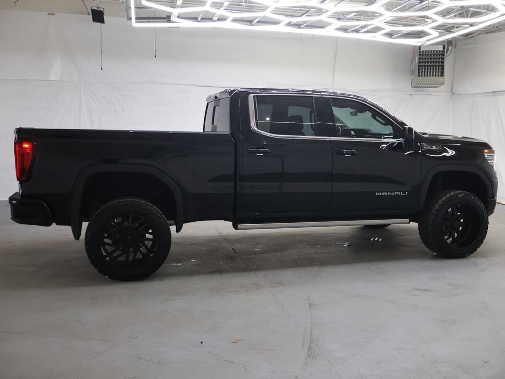 Used 2024 GMC Sierra 1500 Denali w/ Denali Reserve Package AWD/4WD image 8