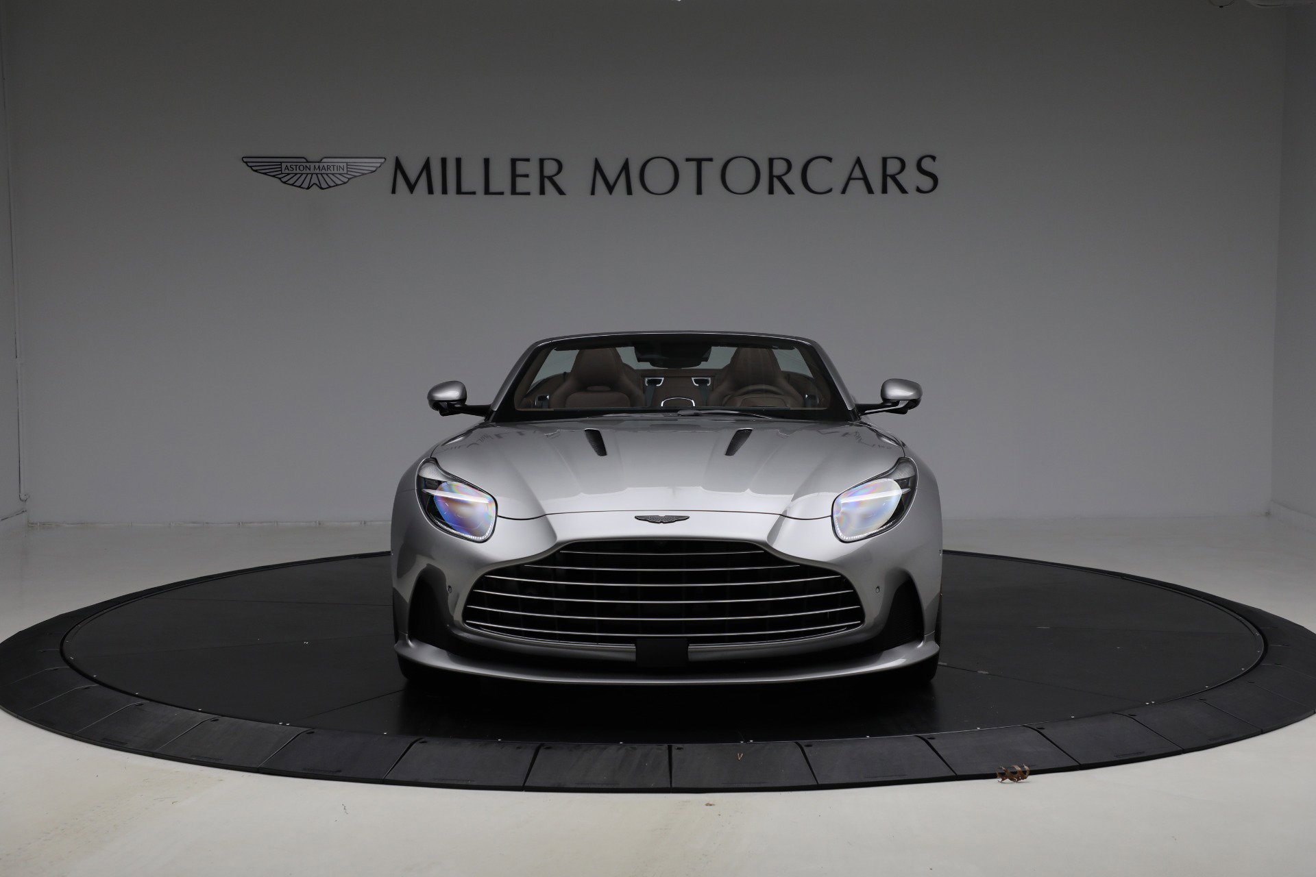 New 2026 Aston Martin DB12 Volante image 12