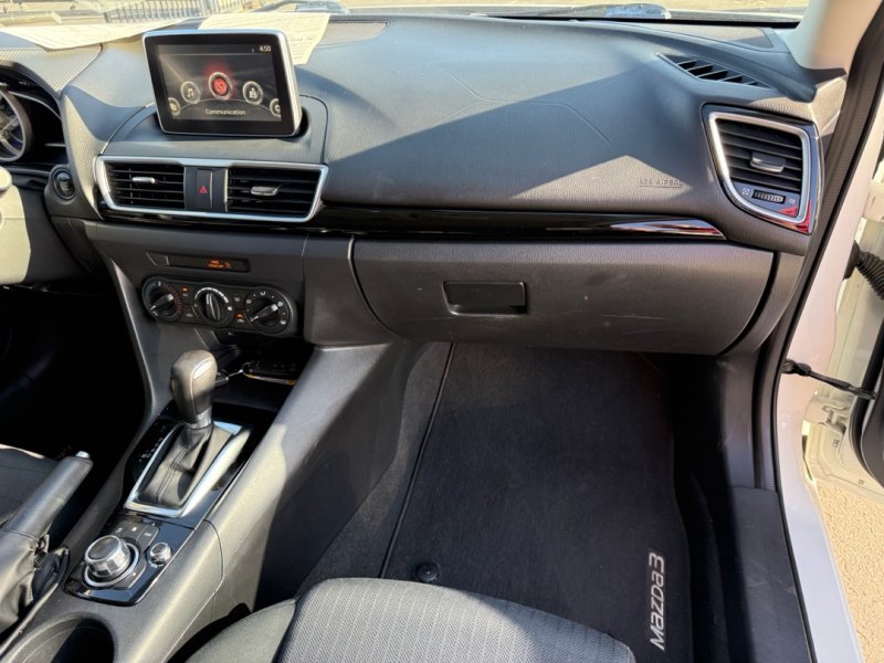Used 2015 MAZDA MAZDA3 i Sport FWD image 22
