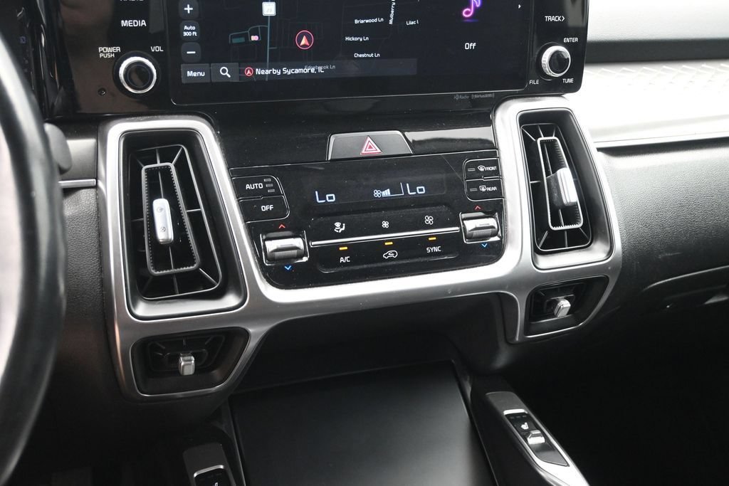 Used 2022 Kia Sorento S FWD image 18