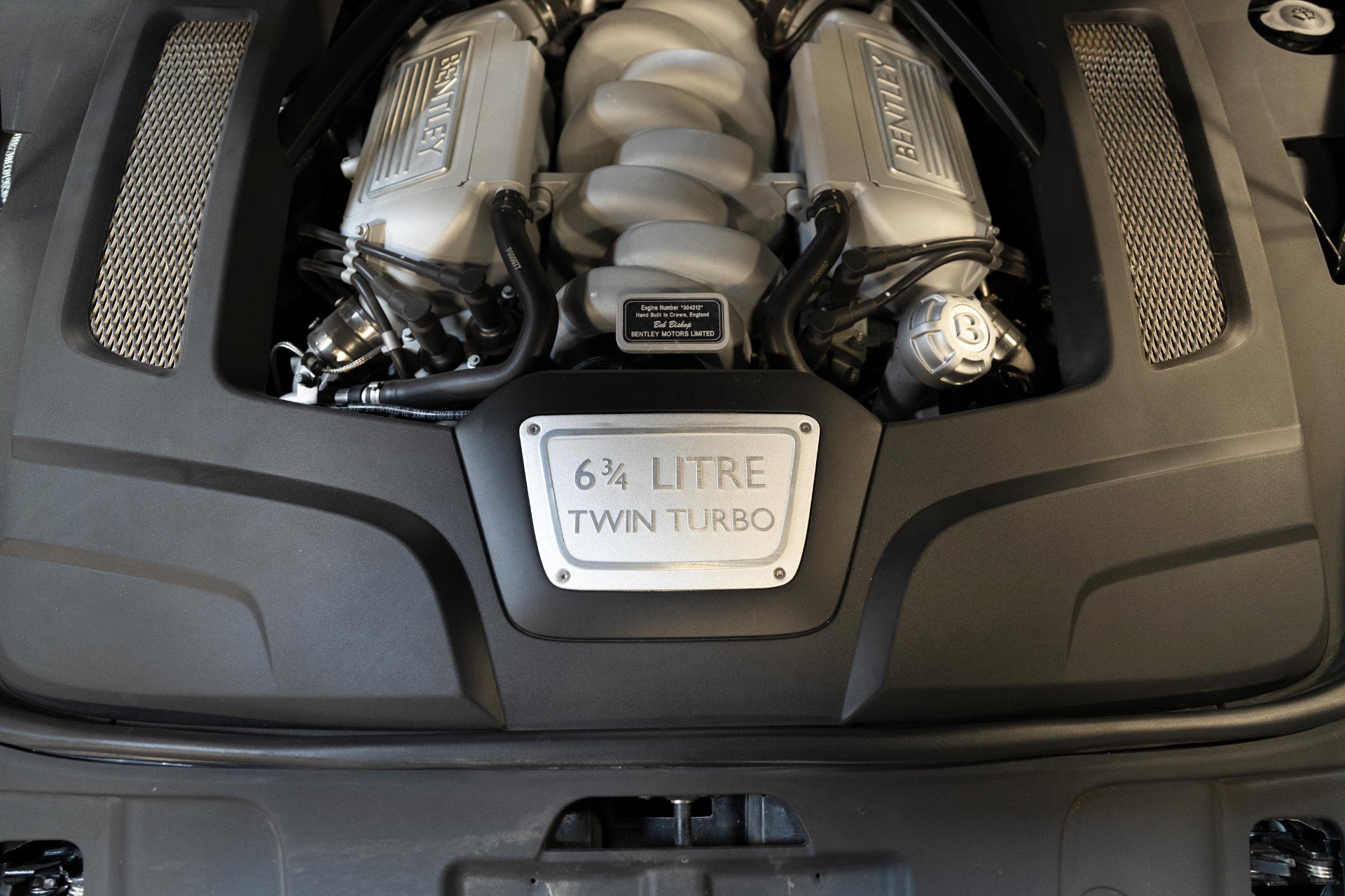 Used 2014 Bentley Mulsanne image 96