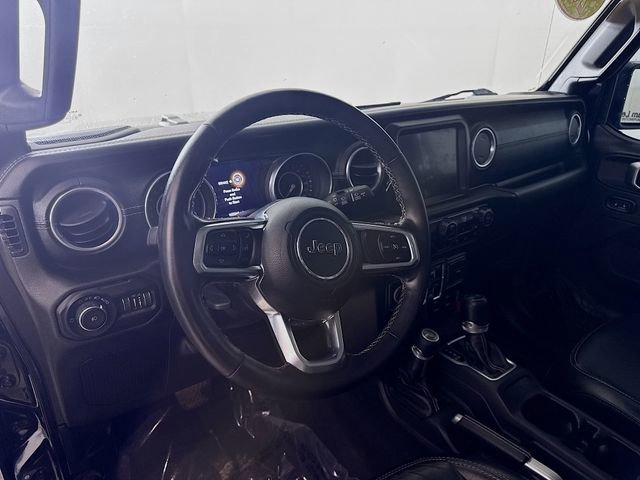 Used 2018 Jeep Wrangler Unlimited Sahara image 9
