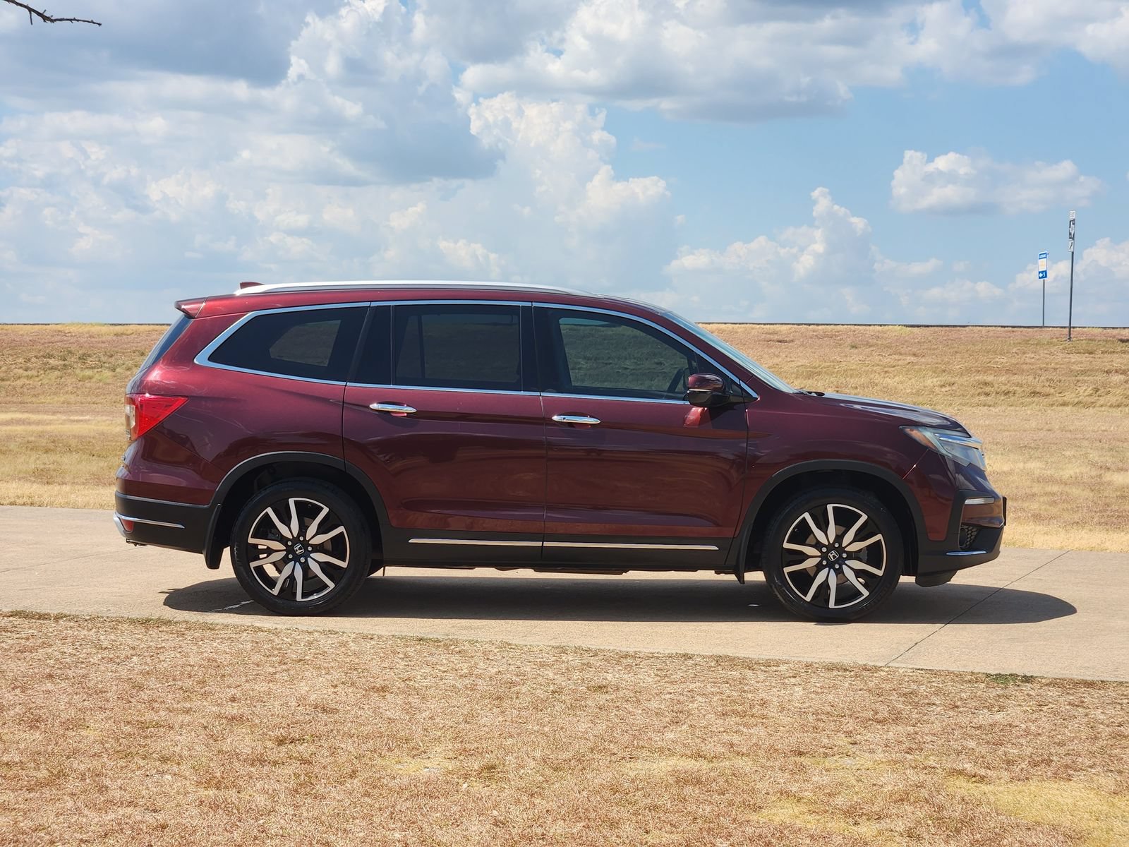 Used 2022 Honda Pilot Elite image 7
