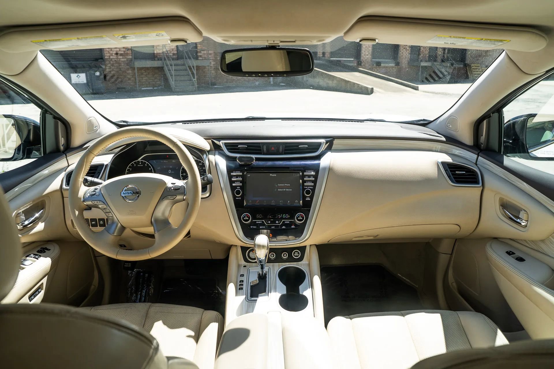 Used 2015 Nissan Murano Platinum w/ Platinum Technology Package image 28