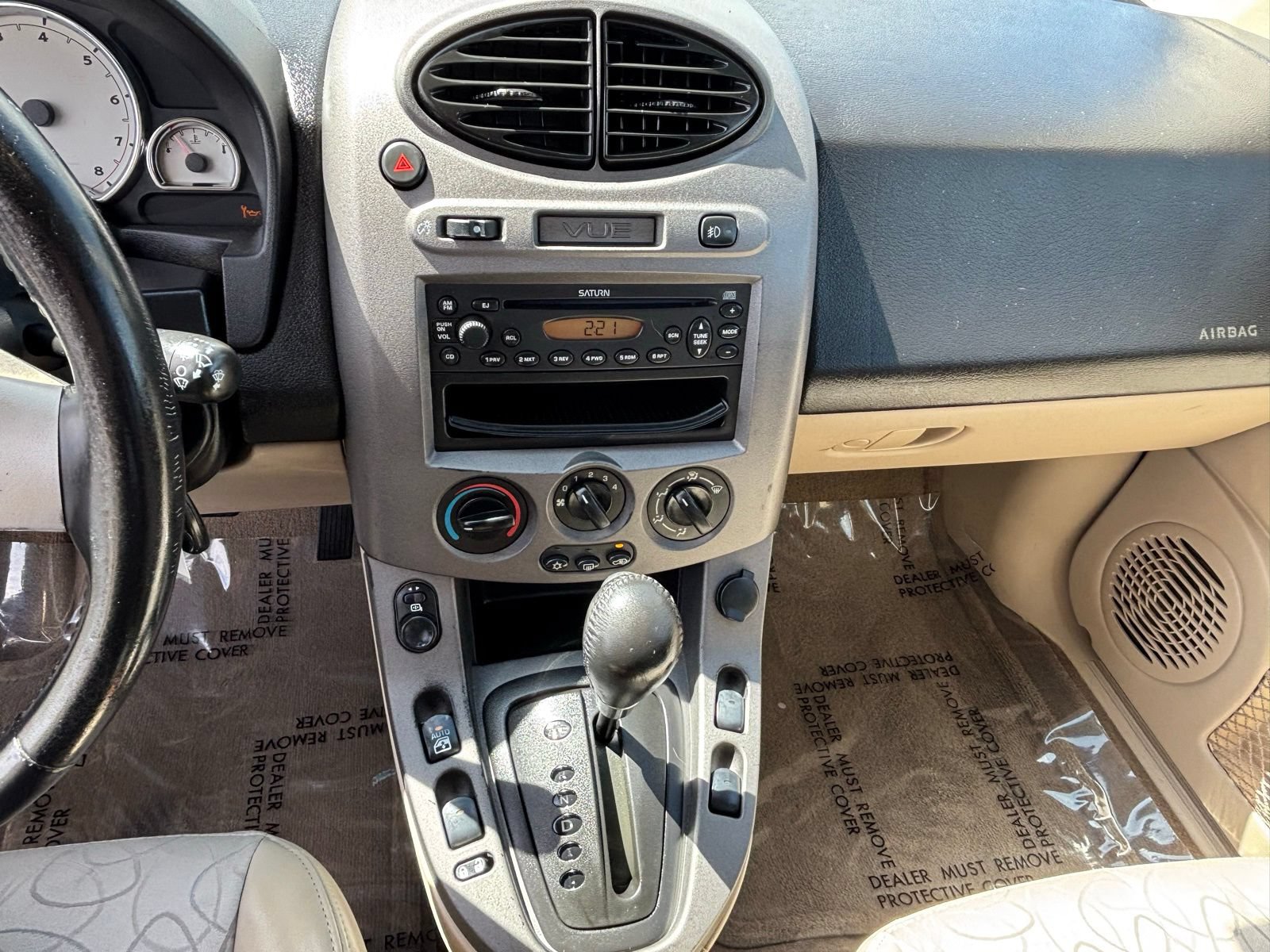 Used 2004 Saturn Vue AWD V6 image 17