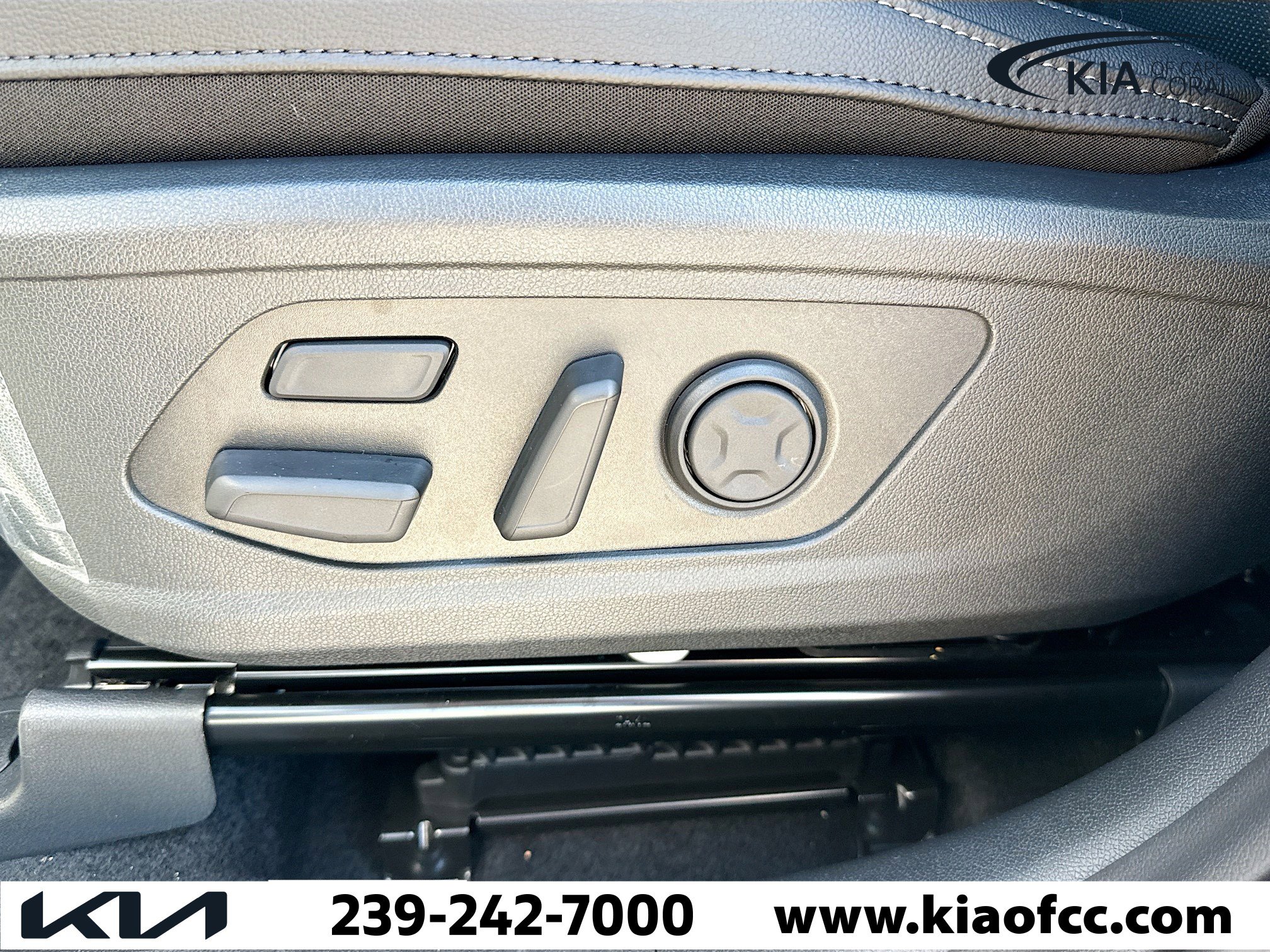 New 2026 Kia Sorento SX Prestige image 17