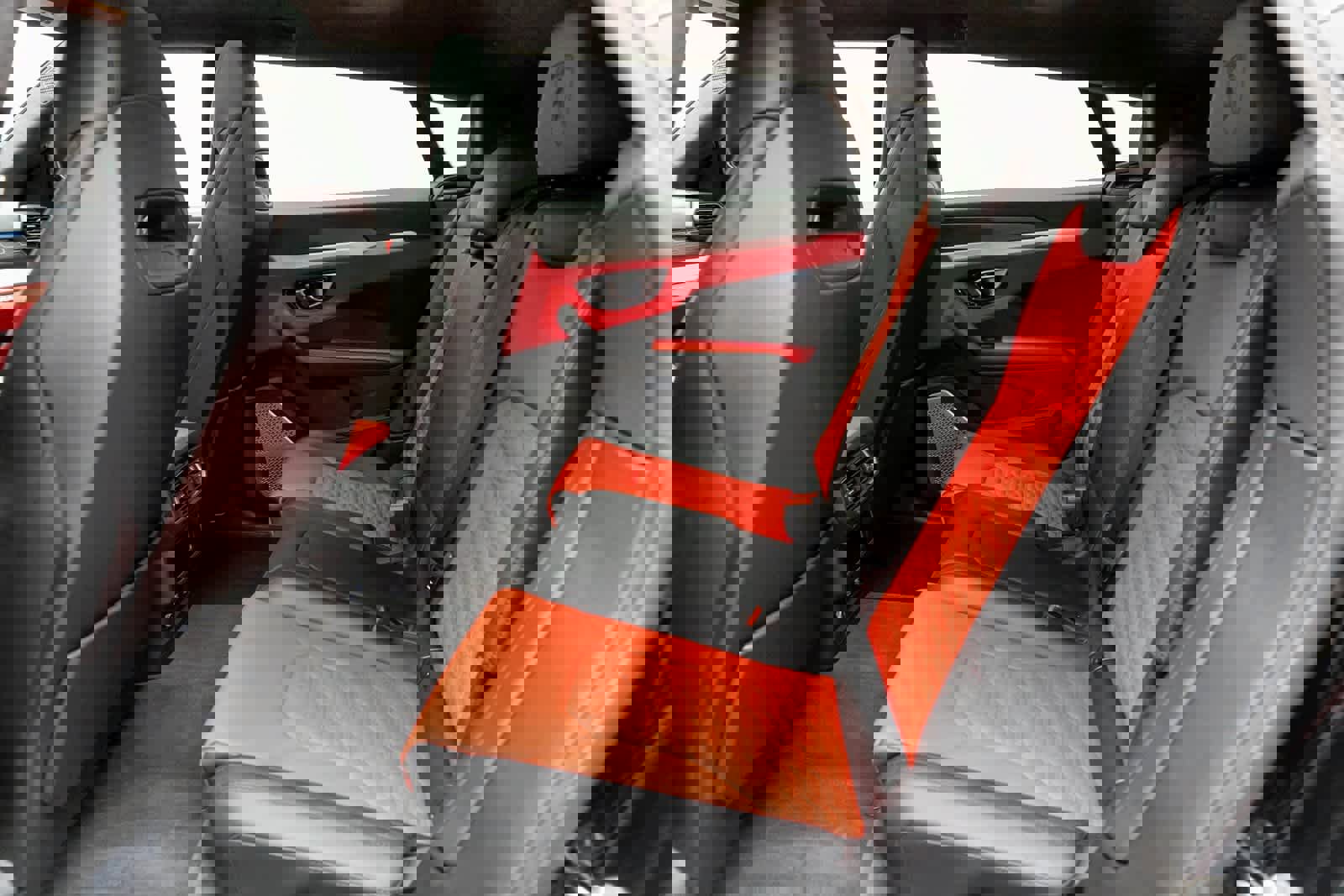 Used 2022 Lamborghini Urus image 11