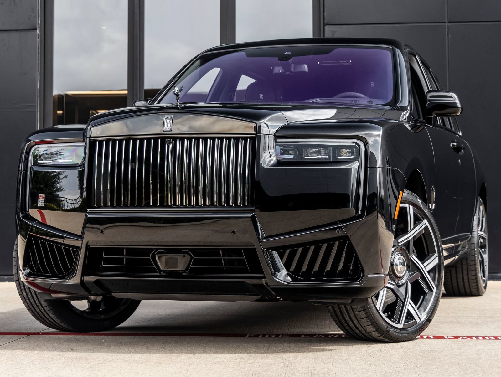 New 2027 Rolls-Royce Cullinan Black Badge