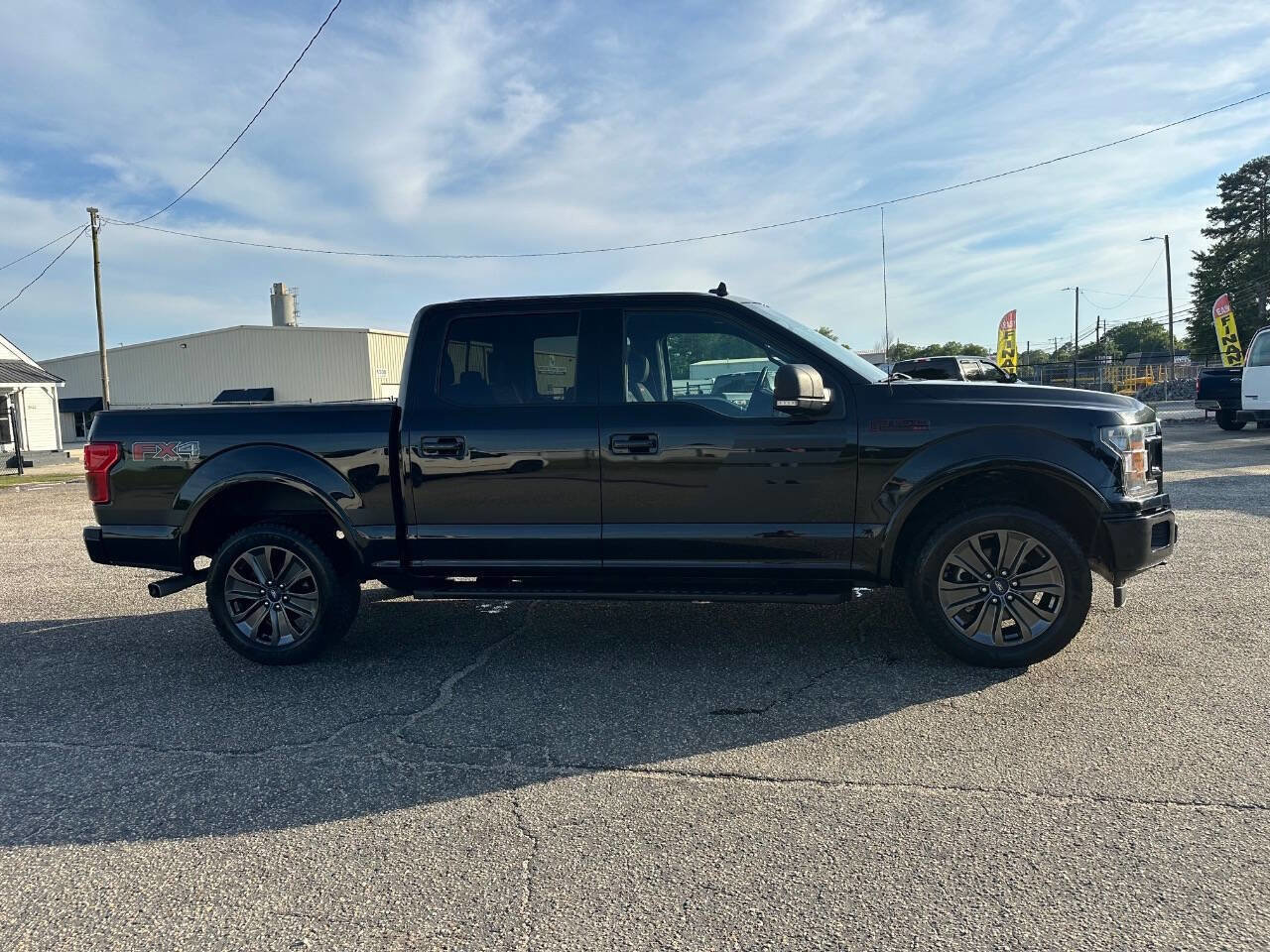 Used 2018 Ford F150 XLT w/ Equipment Group 302A Luxury AWD/4WD image 16
