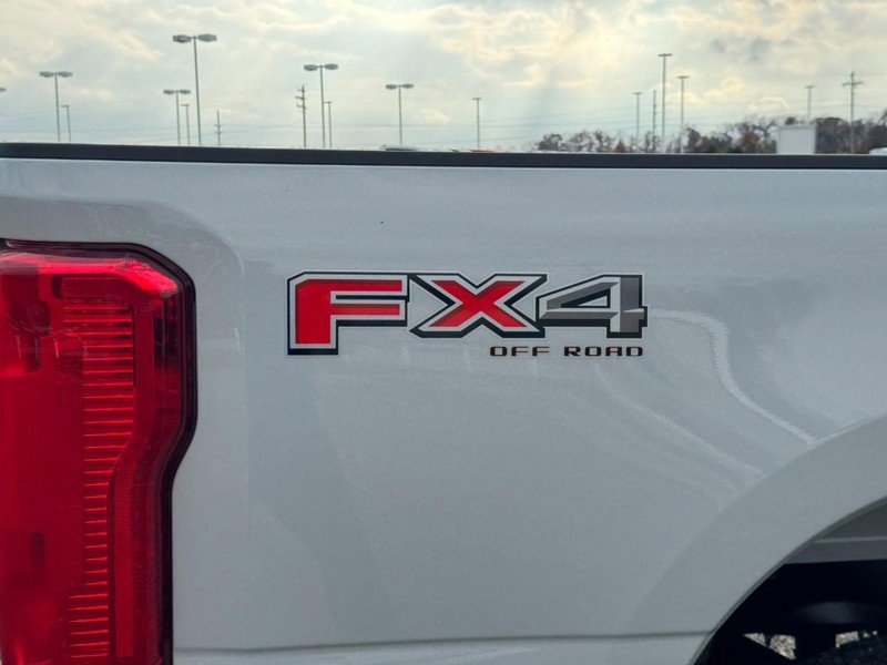 New 2026 Ford F350 XLT w/ FX4 Off-Road Package image 4