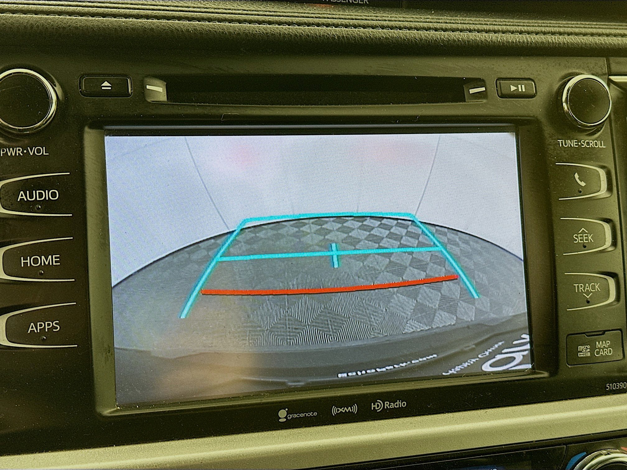 Used 2019 Toyota Highlander SE image 23