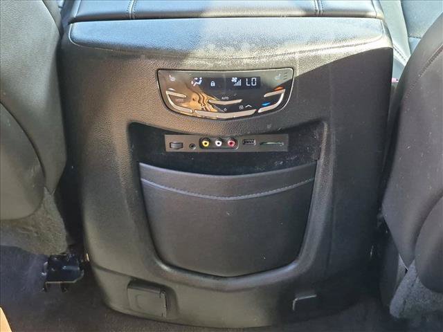 Used 2015 Cadillac Escalade Premium AWD/4WD image 16