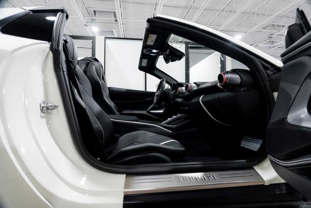 Used 2023 Ferrari 812 GTS RWD image 62