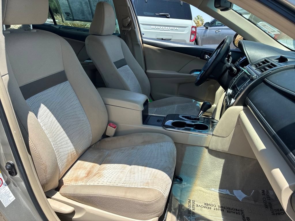 Used 2013 Toyota Camry XLE FWD image 12