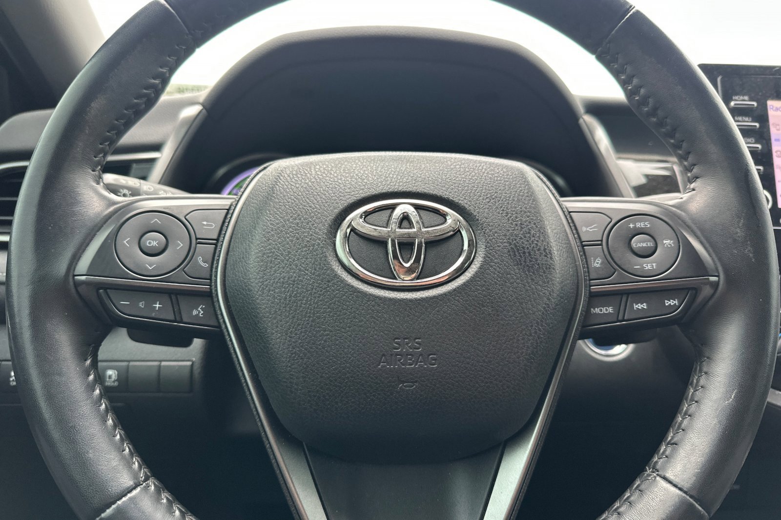 Used 2022 Toyota Camry SE image 34