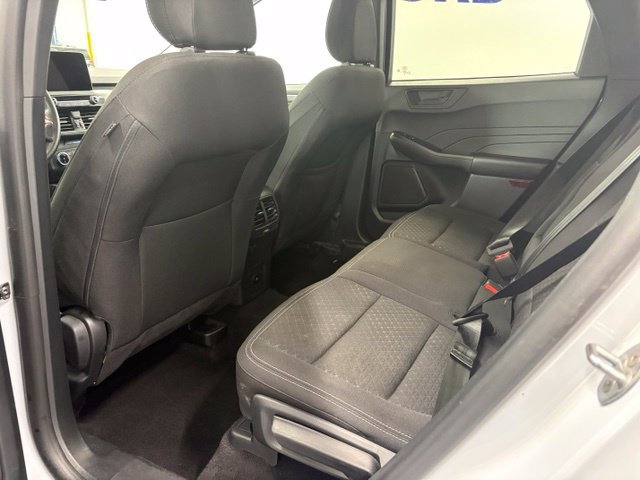 Used 2025 Ford Escape Active AWD/4WD image 9