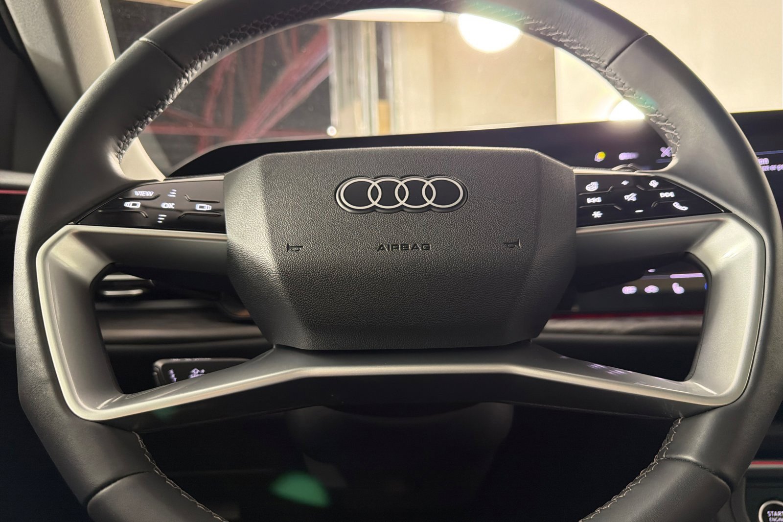 Used 2025 Audi Q5 Premium w/ Convenience Package image 23