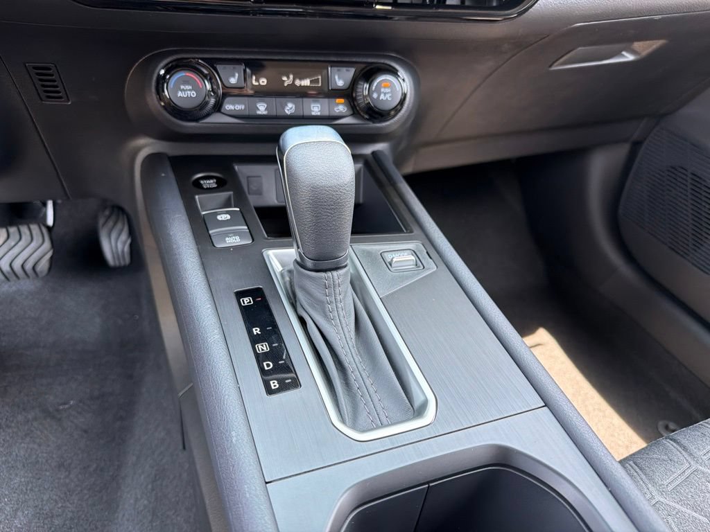 New 2026 Nissan Kicks SV w/ Cold Weather Package AWD/4WD image 12