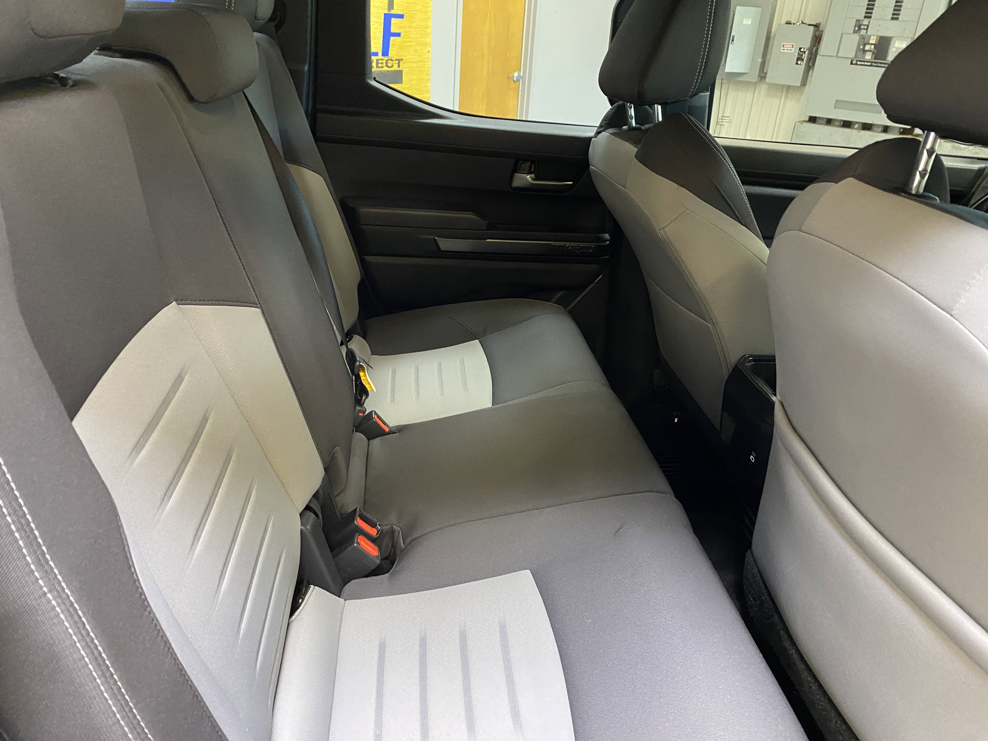 Used 2025 Toyota Tacoma TRD Sport image 30