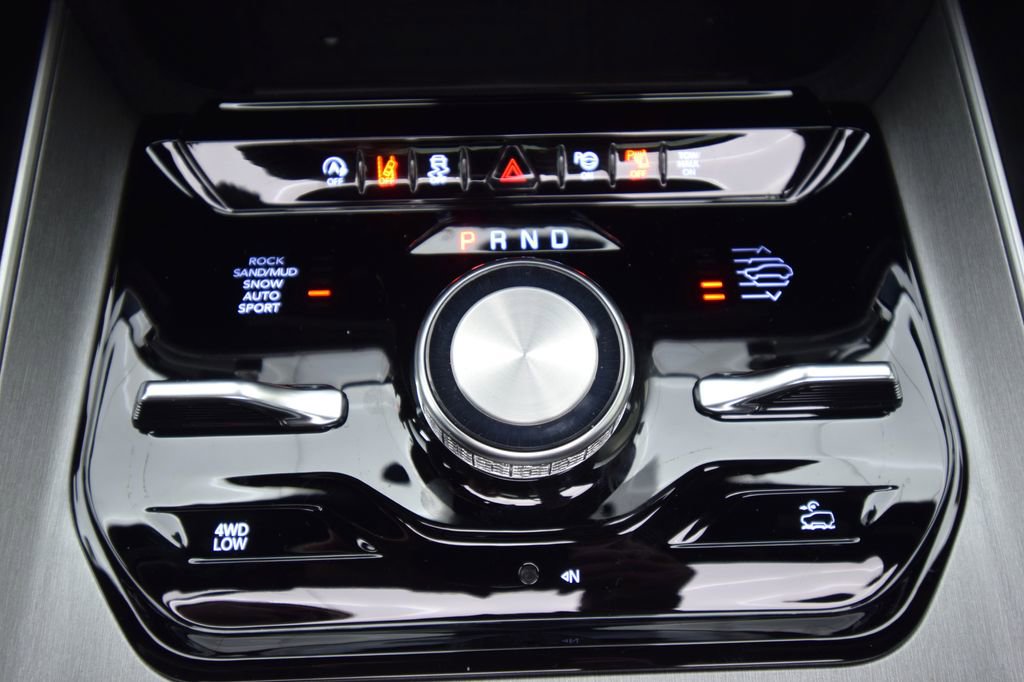 New 2026 Jeep Grand Wagoneer 4WD image 24