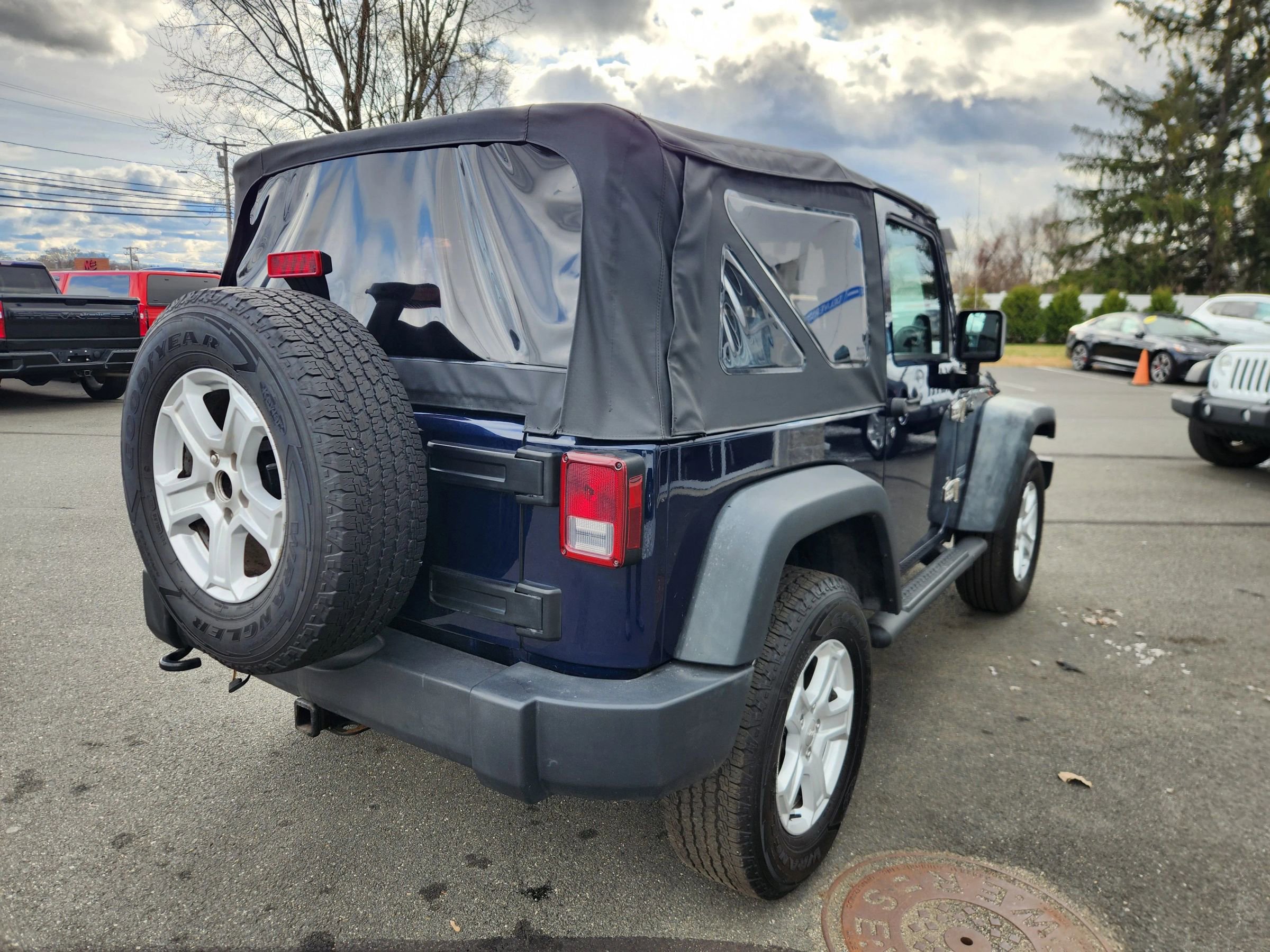 Used 2013 Jeep Wrangler Sport image 14
