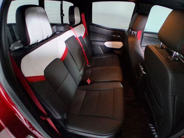 New 2026 GMC Canyon AT4X image 15