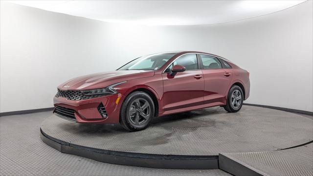 Used 2022 Kia K5 LXS FWD image 2