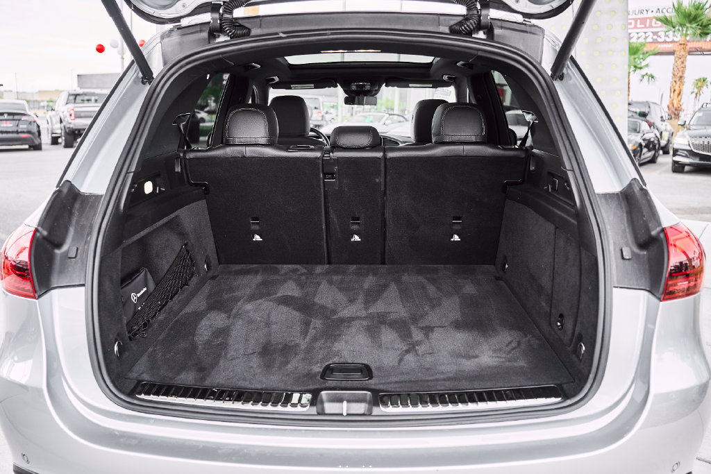 Used 2025 Mercedes-Benz GLE 350 4MATIC image 8