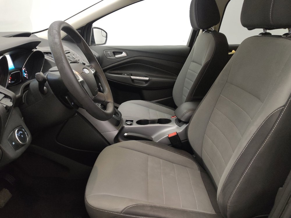 Used 2016 Ford Escape SE image 17