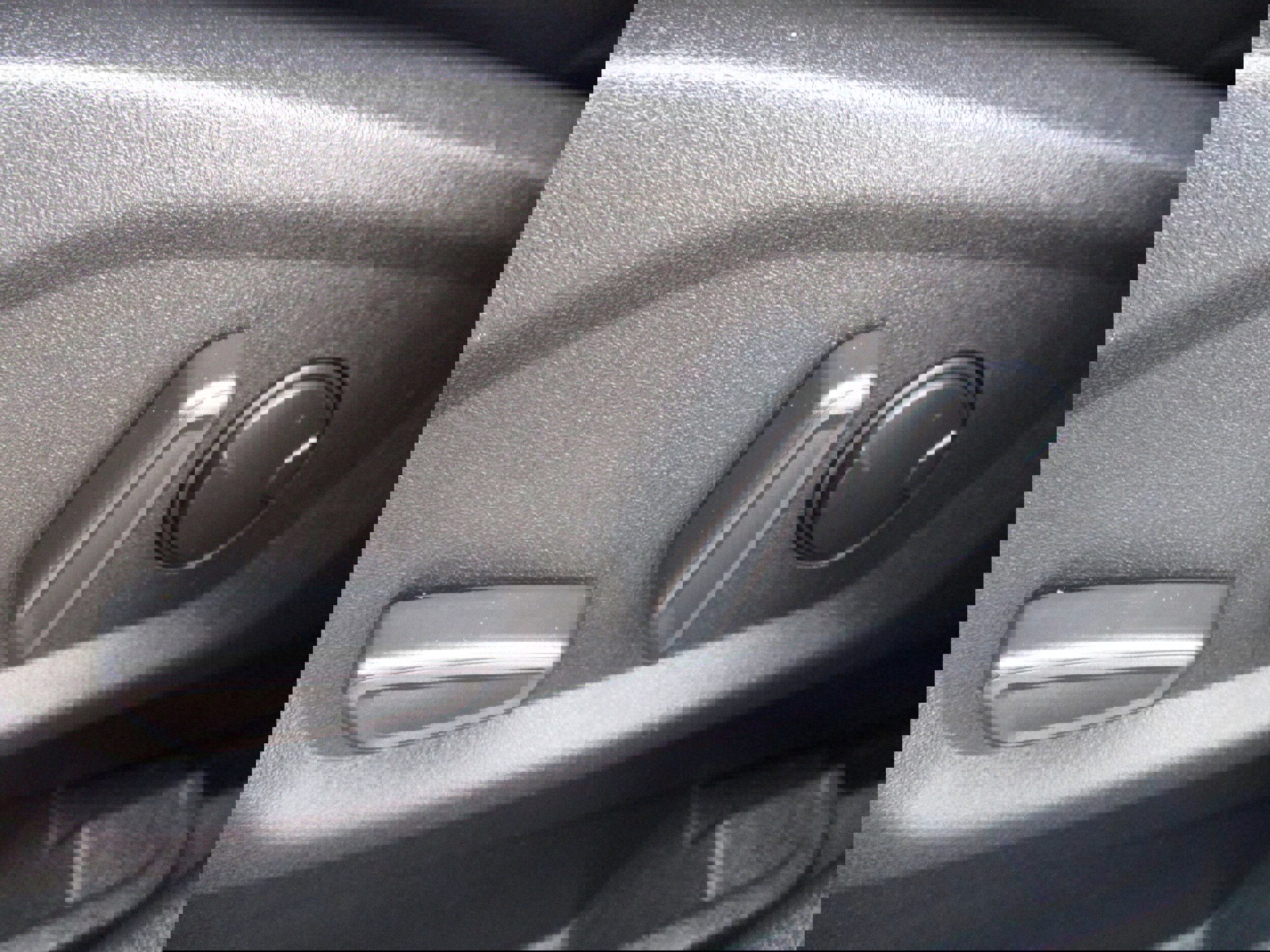 Used 2024 Ford Edge SEL w/ Convenience Package image 32