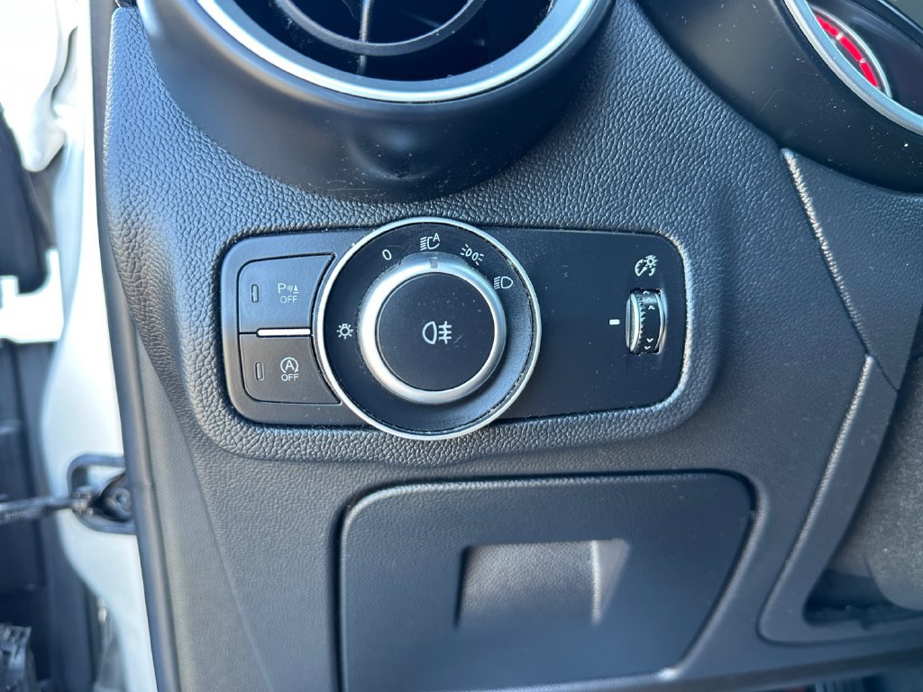 Used 2018 Alfa Romeo Stelvio Ti AWD/4WD image 36