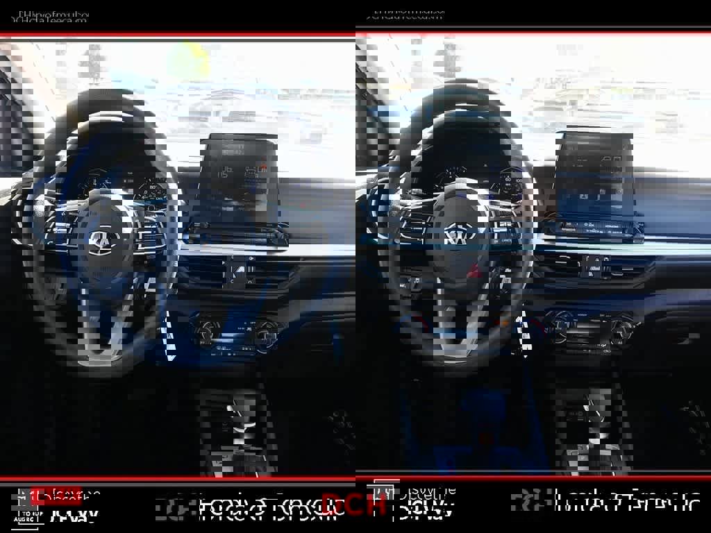 Used 2019 Kia Forte LXS image 8