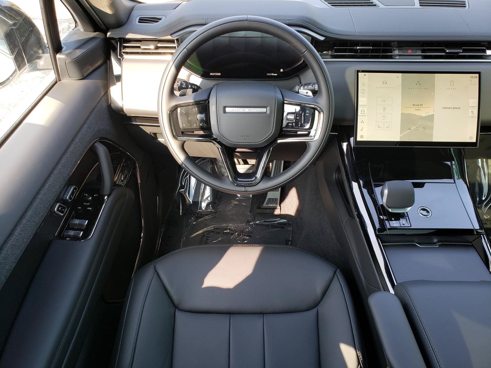 New 2026 Land Rover Range Rover Sport Dynamic SE AWD/4WD image 15