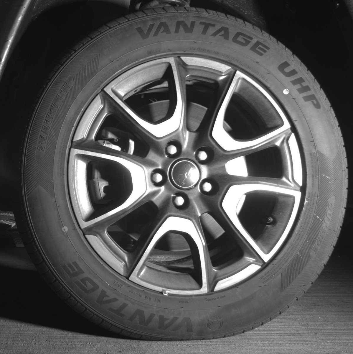 Used 2025 Jeep Compass Trailhawk image 12