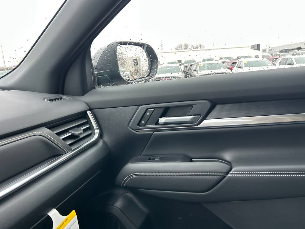 New 2026 GMC Terrain Elevation w/ Black Edition AWD/4WD image 28