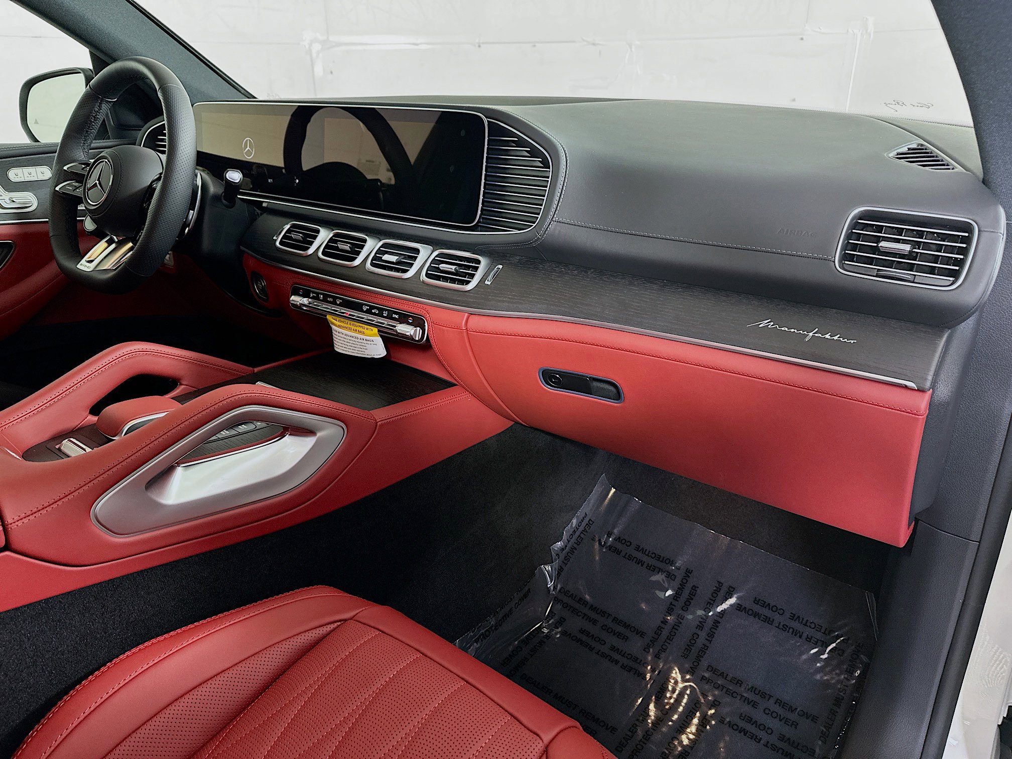 New 2026 Mercedes-Benz GLE 53 AMG 4MATIC Coupe image 30