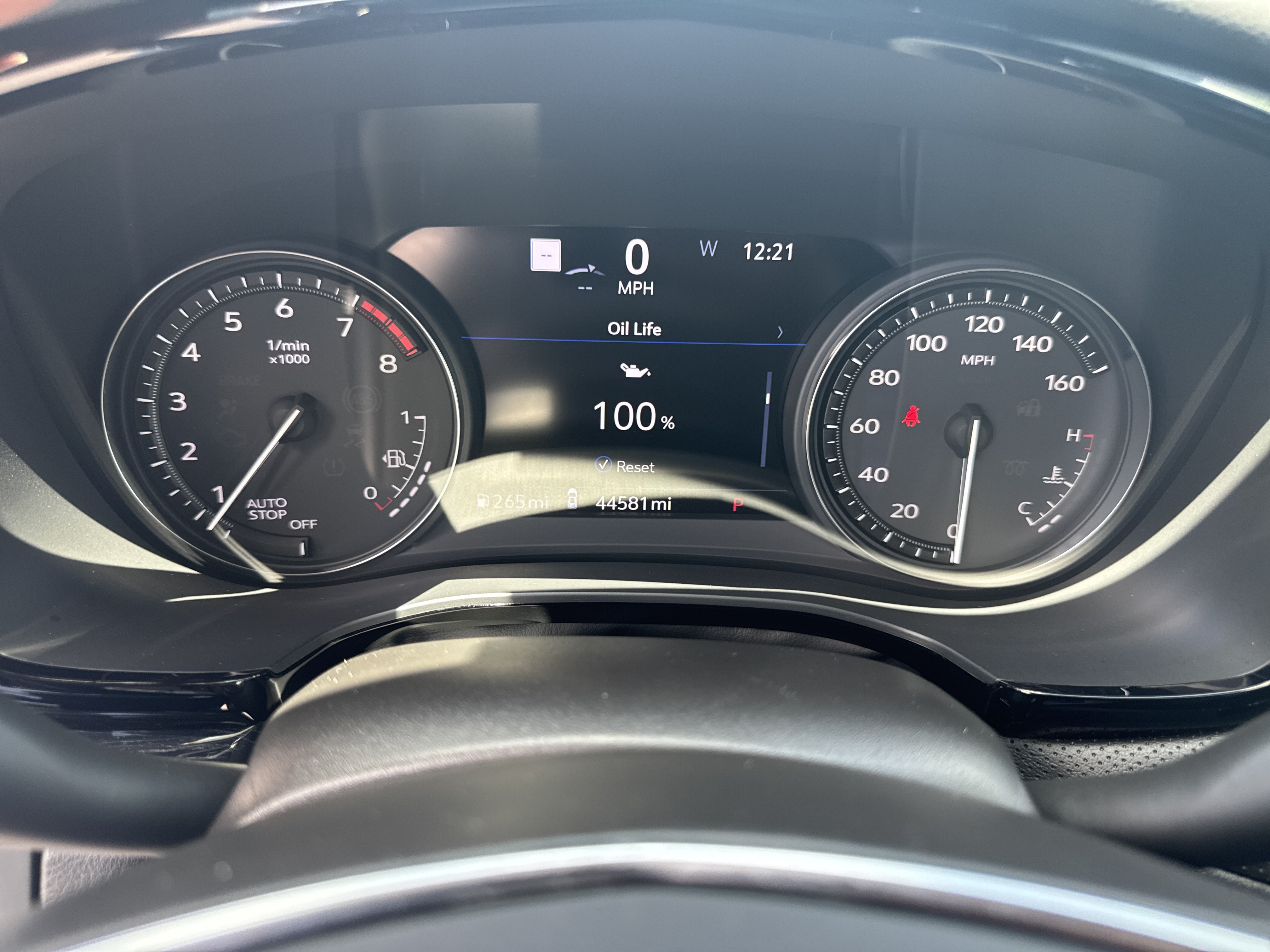 Certified 2024 Cadillac XT5 Premium Luxury w/ Technology Package FWD image 35