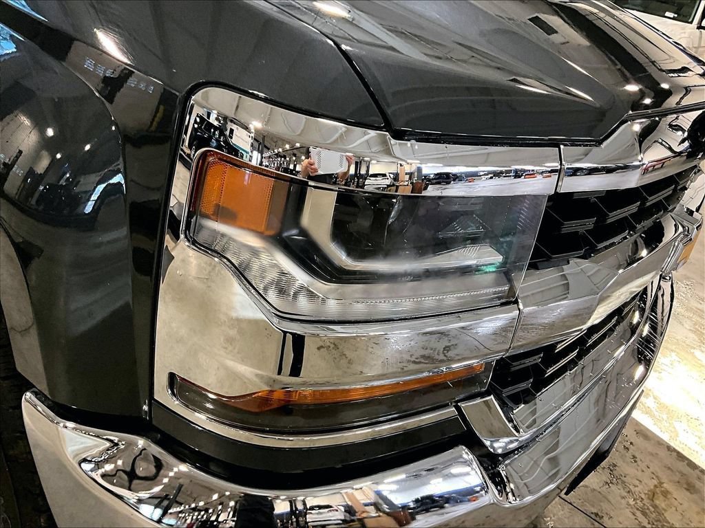 Used 2019 Chevrolet Silverado 1500 LT w/ All Star Edition AWD/4WD image 34