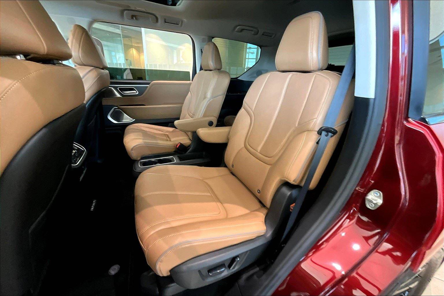 New 2025 INFINITI QX80 Sensory w/ Exterior Package image 14